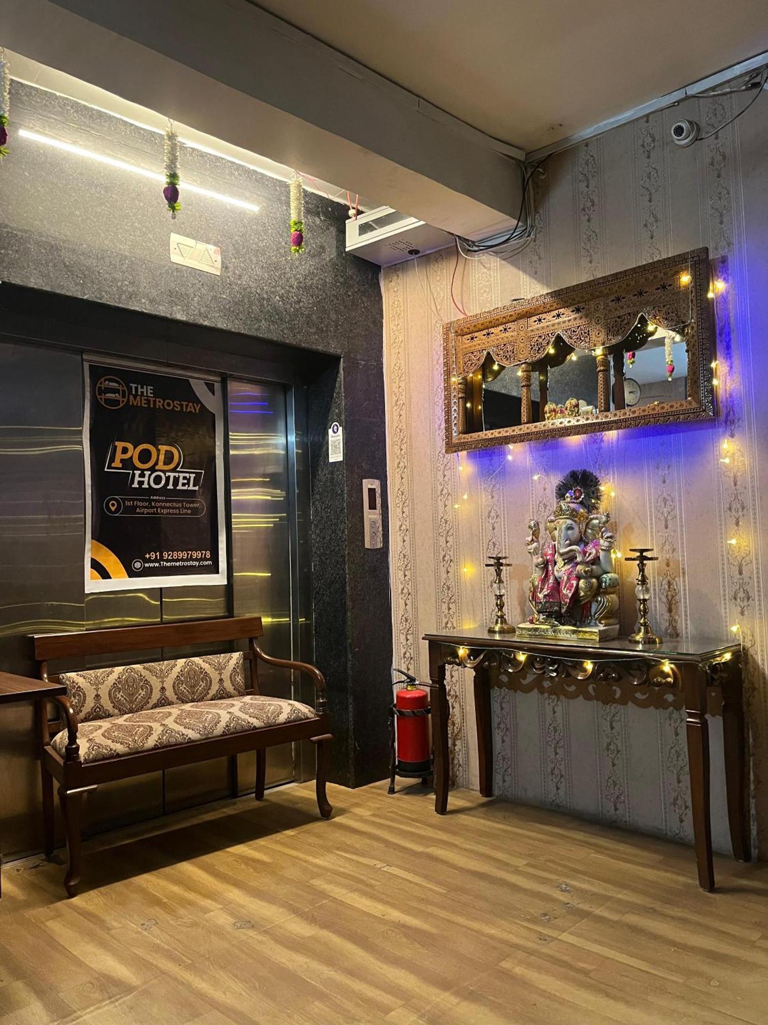 Homestay Ac Dormitory New Delhi Exterior photo